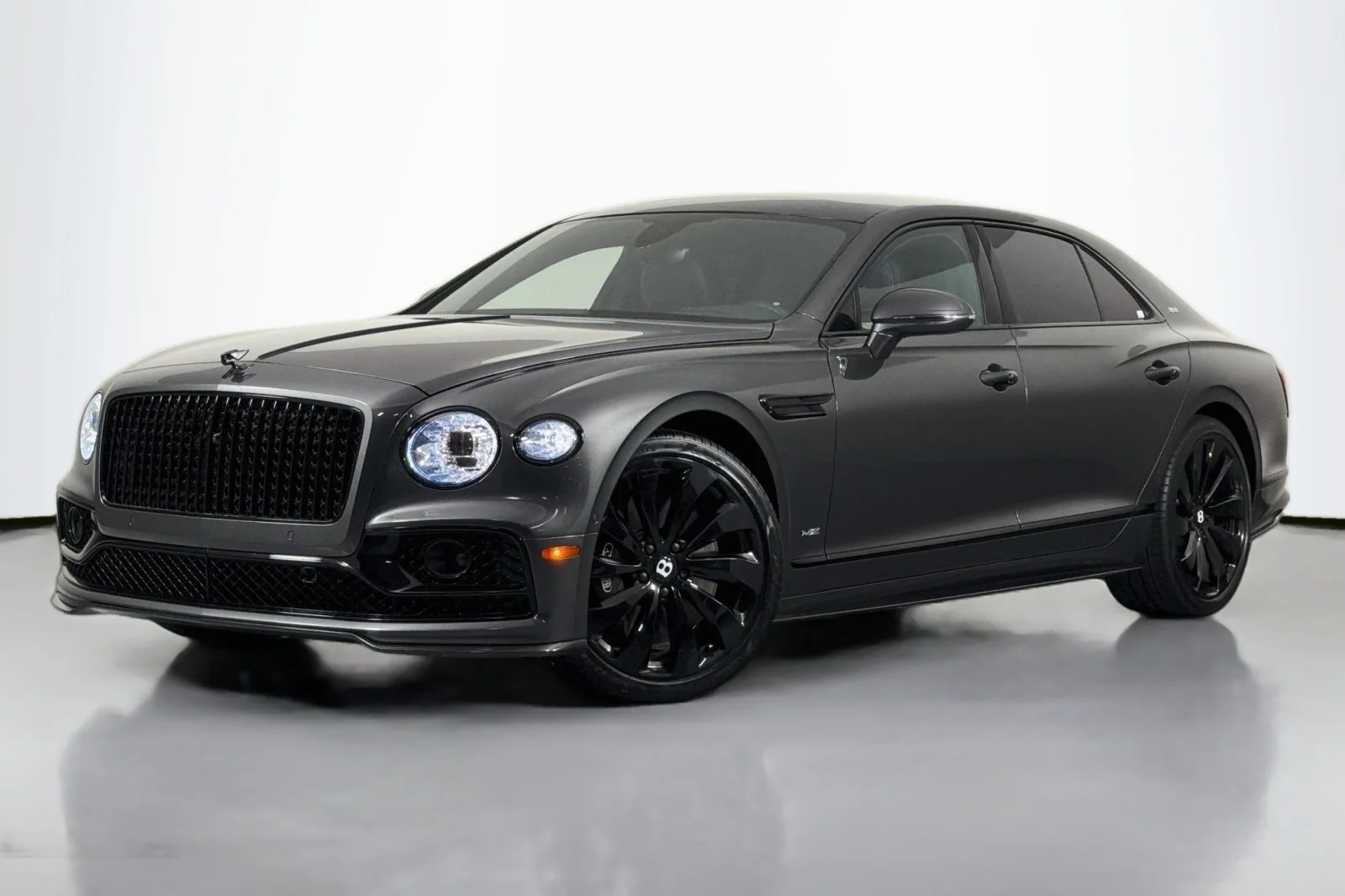 Used 2021 GRAY Bentley W12 image 1