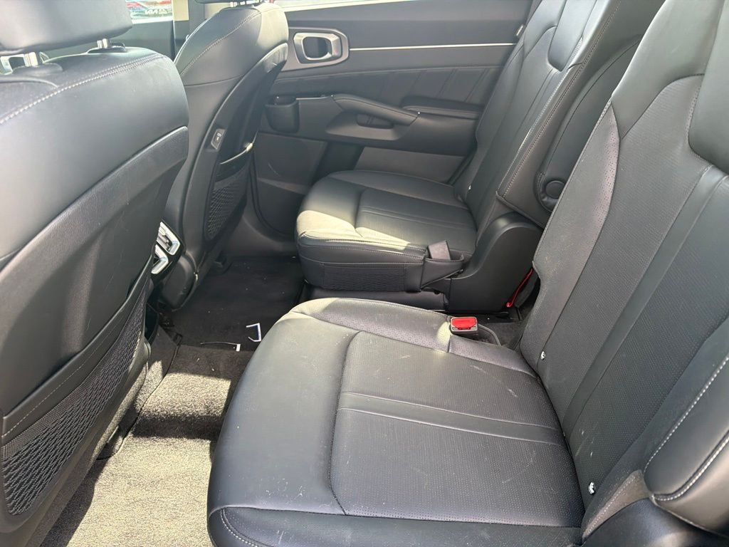 Certified Used 2025 Gravity Grey Kia SX image 24