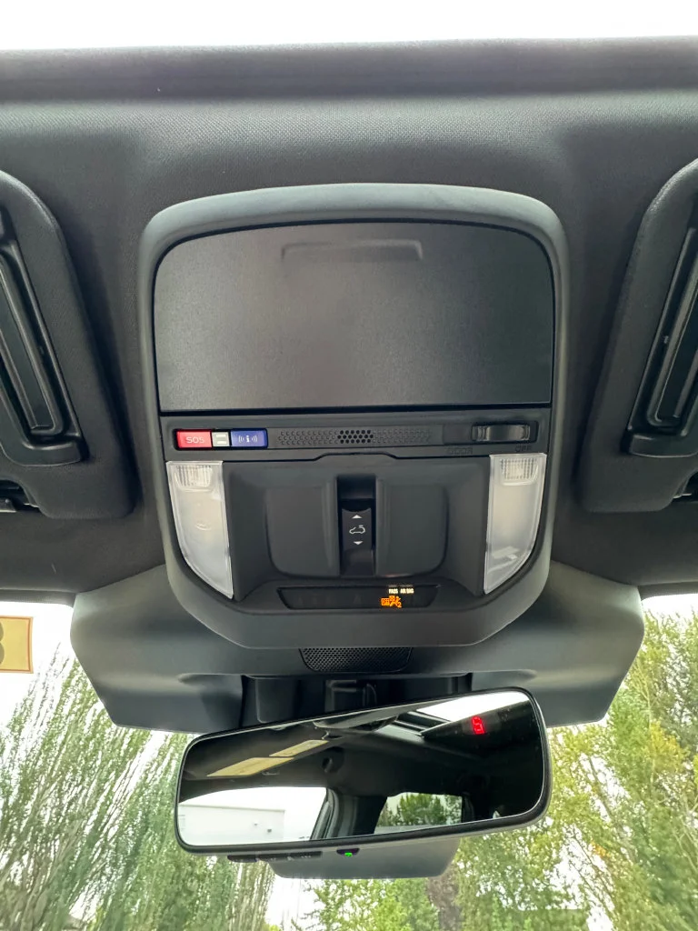 New 2026 CRYSTAL BLACK SILICA Subaru Limited Hybrid image 22