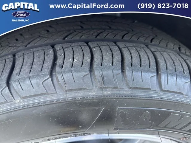 Used 2024 White Ford SEL image 13