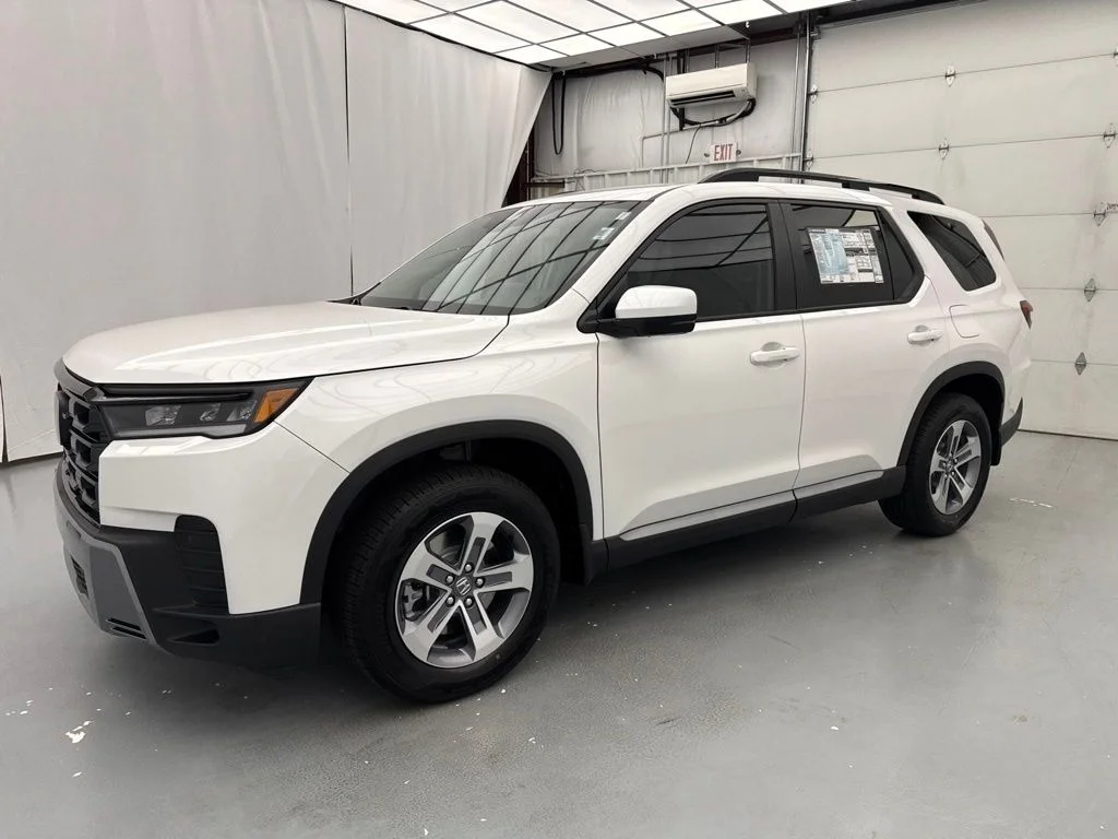 New 2026 Platinum White Pearl Honda EX-L image 3