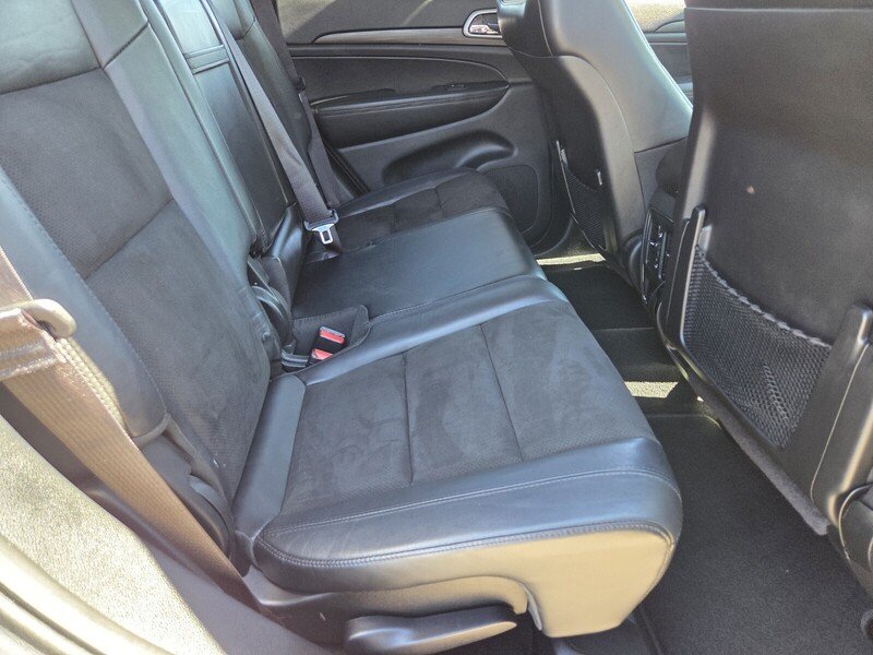 Used 2019 Billet Silver Metallic JEEP ALTITUDE 4X2 image 15