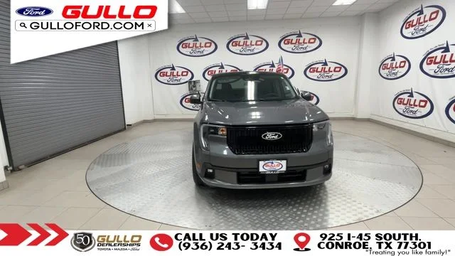 Used 2025 Gray Metallic Ford Lobo Standard image 3