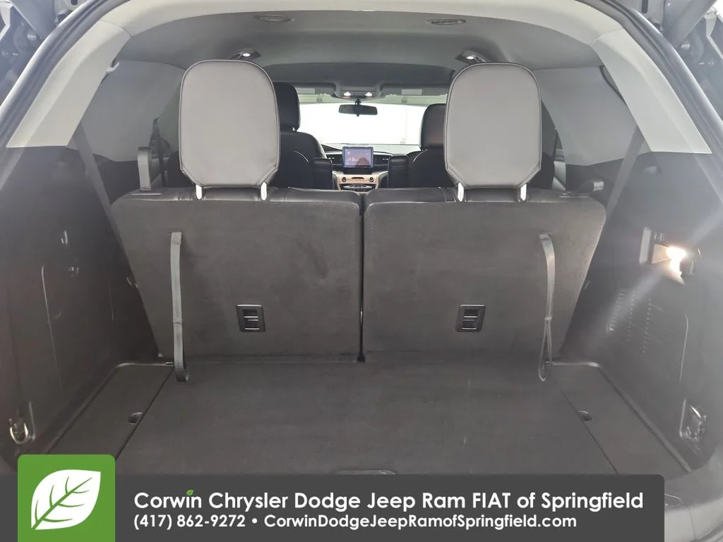 Used 2022 Gray Ford XLT image 31