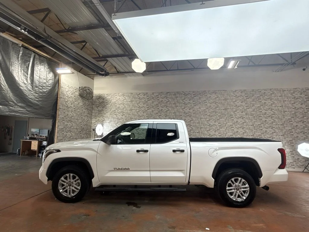 Used 2022 White Toyota SR5 image 4