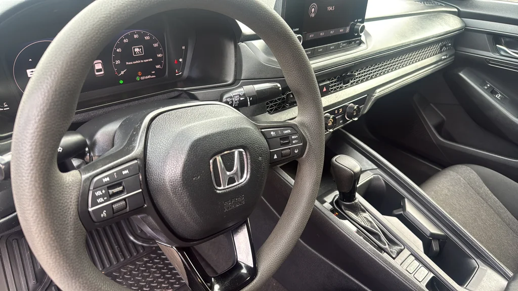 Certified Used 2024 Silver Honda LX image 14