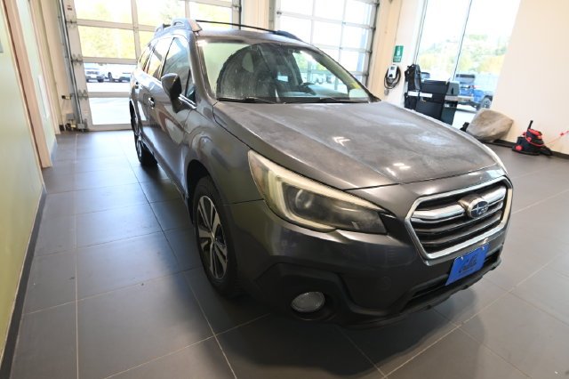 Used 2018 Gray Subaru 2.5i image 15