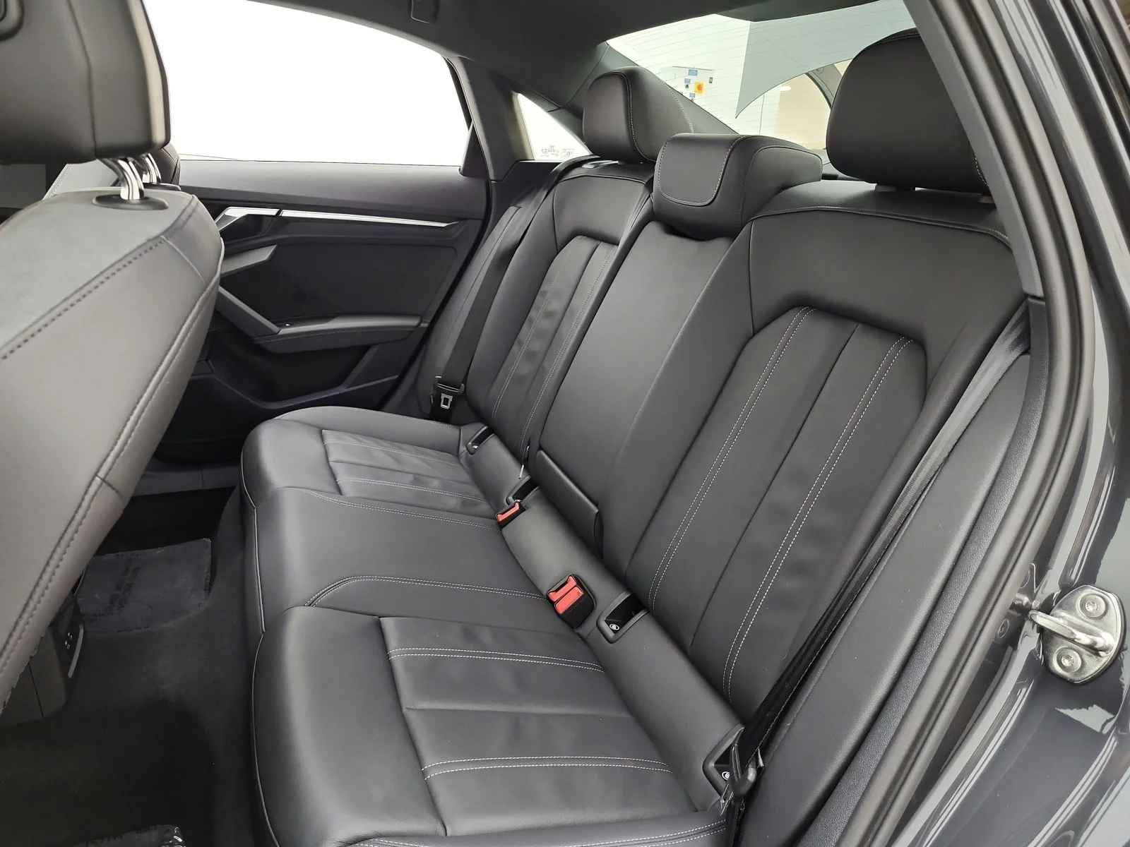 Used 2023 Manhattan Gray Metallic Audi Premium image 15