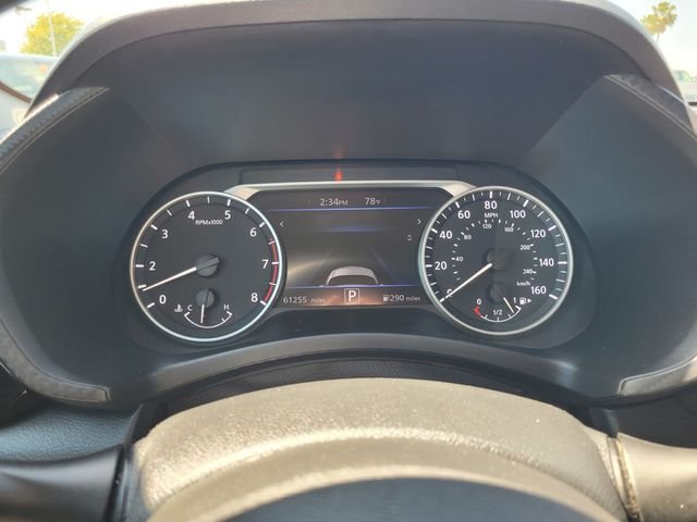 Used 2024 Gray Nissan SV image 29