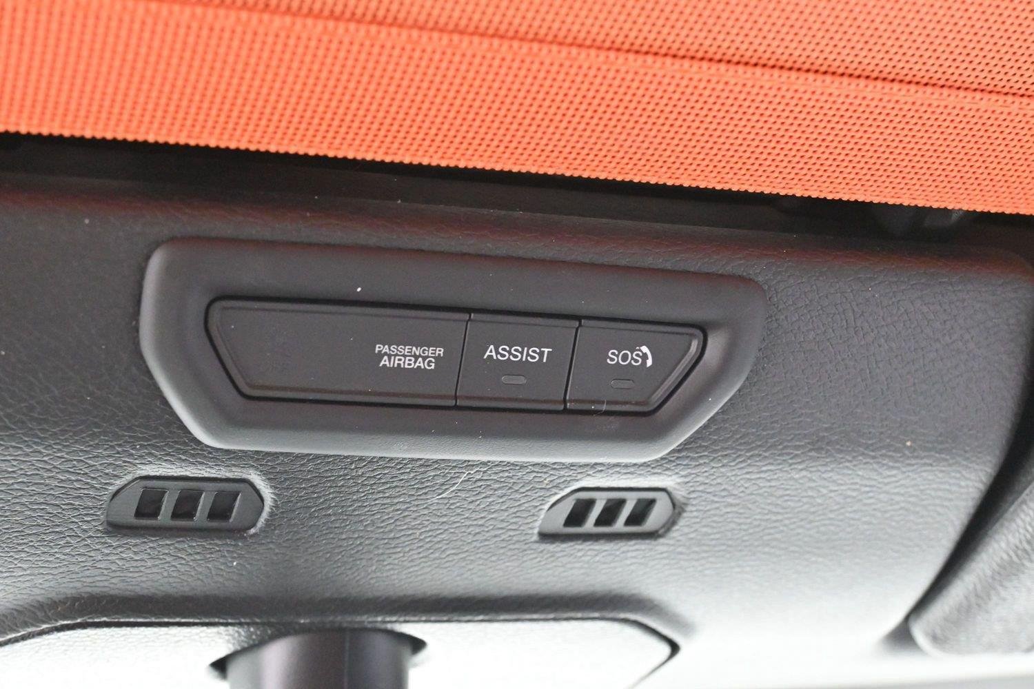 Used 2022 Black Jeep Mojave image 28