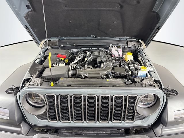 New 2026 Anvil Clear-Coat Exterior Paint Jeep Sport S image 29