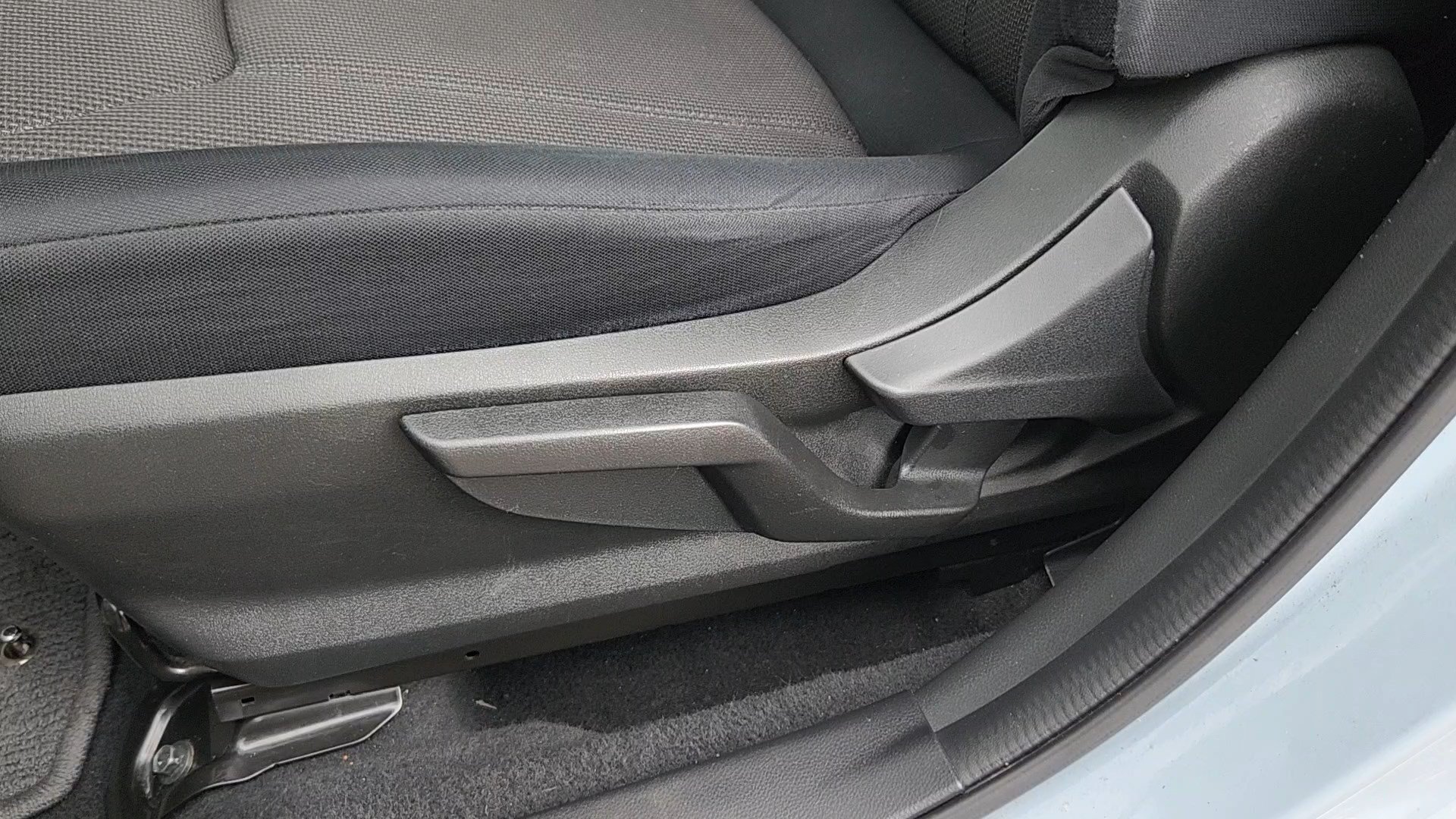 Used 2021 Cool Gray Khaki Subaru Base image 8