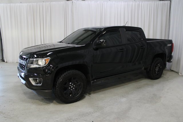 Used 2018 BLACK Chevrolet 4WD Z71 image 28