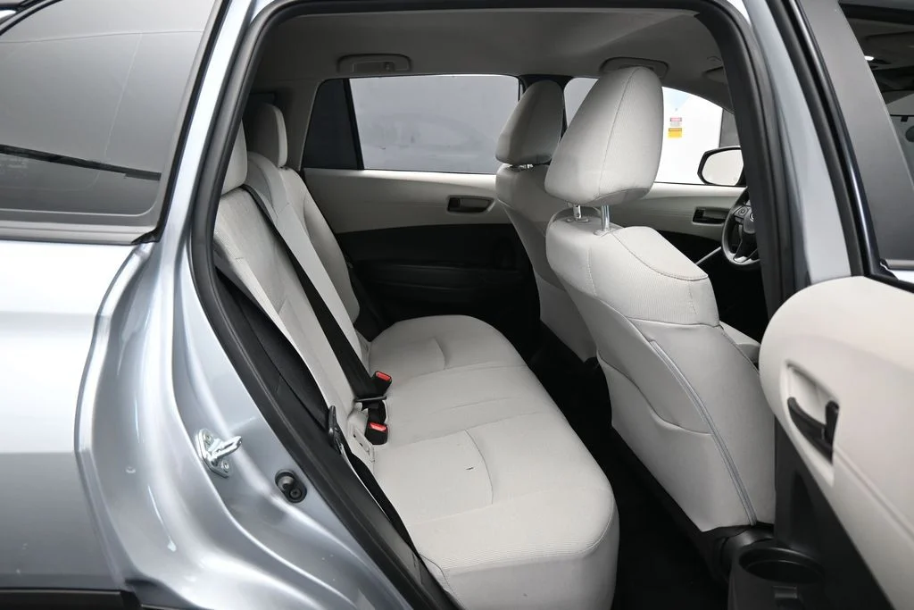 2026 Toyota Corolla Cross L - Photo 31