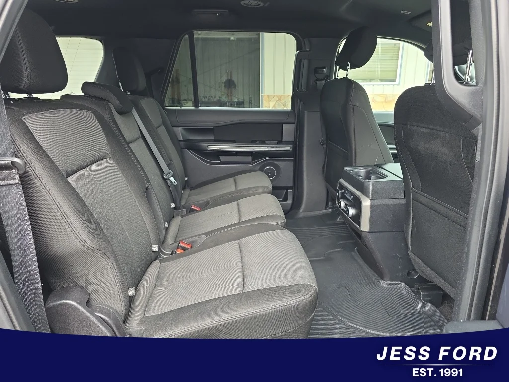Used 2019 Agate Black Metallic Ford XLT image 14