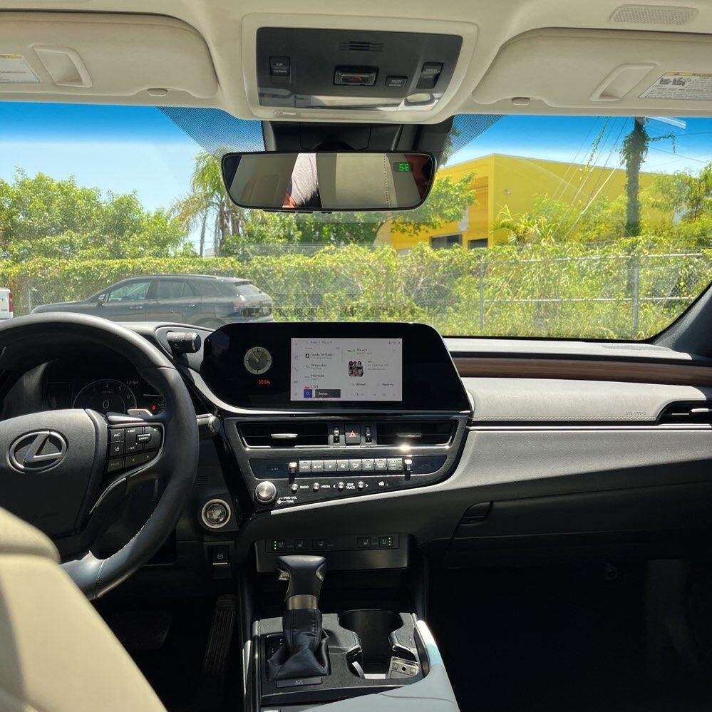 Used 2023 Eminent White Pearl Lexus ES 350 image 8