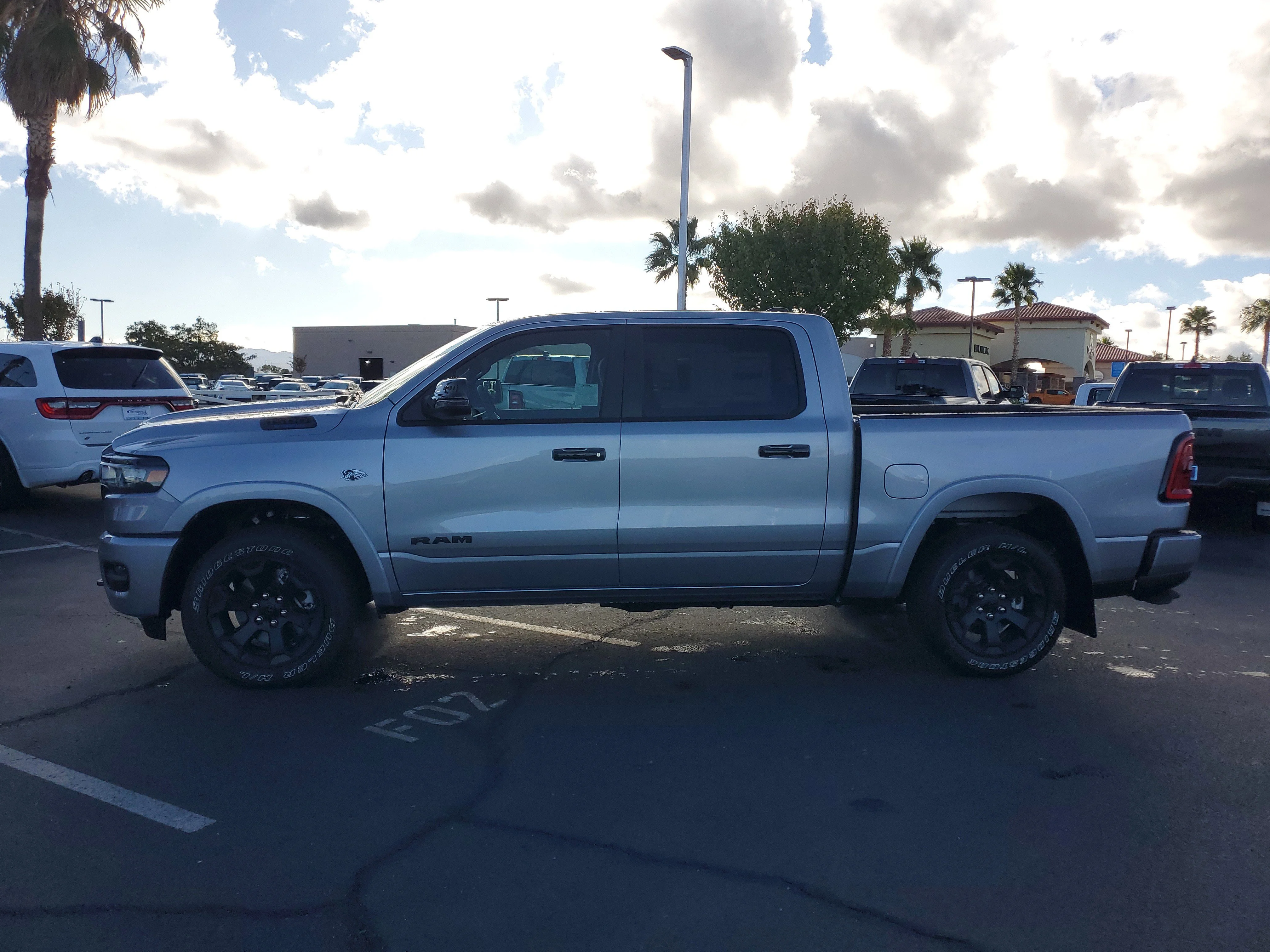 New 2026 Billet Silver Metallic Clear-Coat Exterior Paint RAM Big Horn/Lone Star image 7