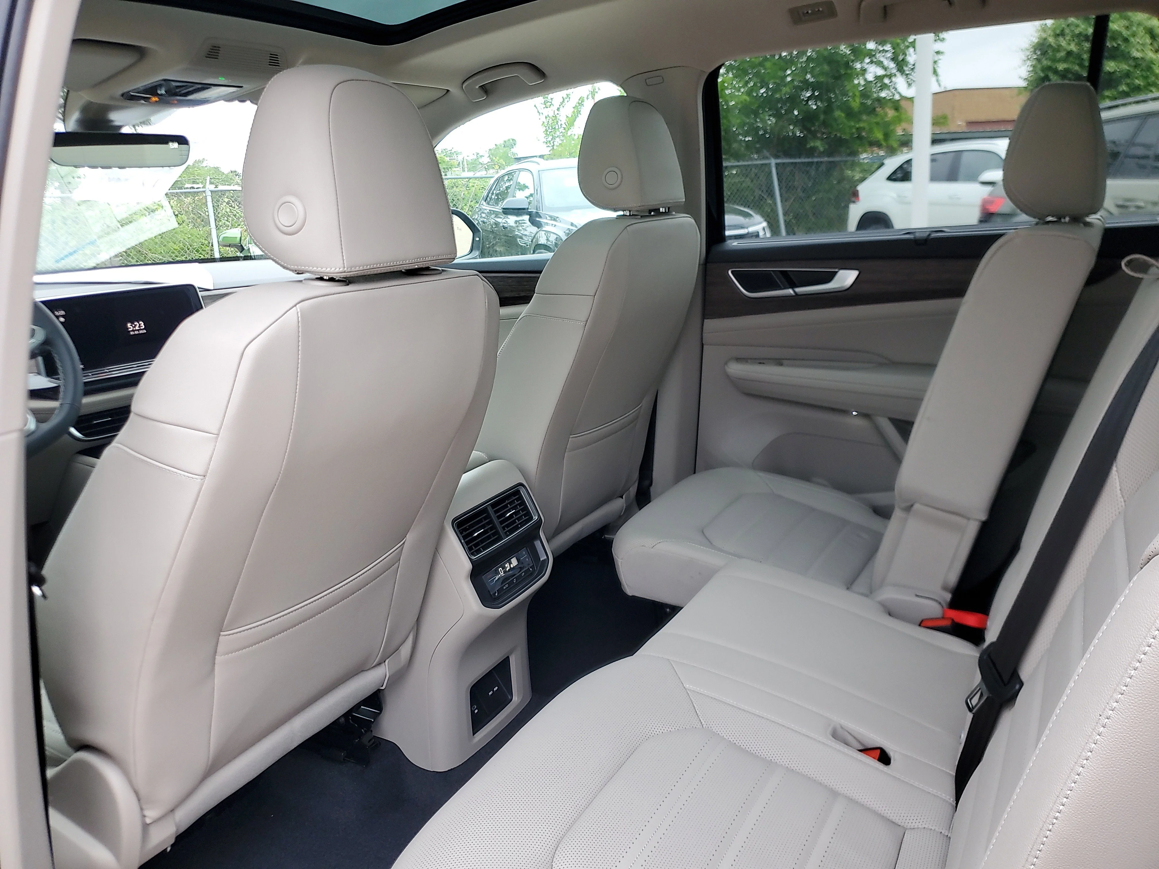 New 2026 Black Volkswagen 2.0T SEL image 13