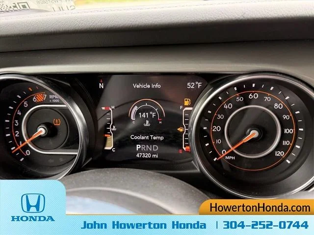 Used 2023 Gray Jeep Sahara image 21
