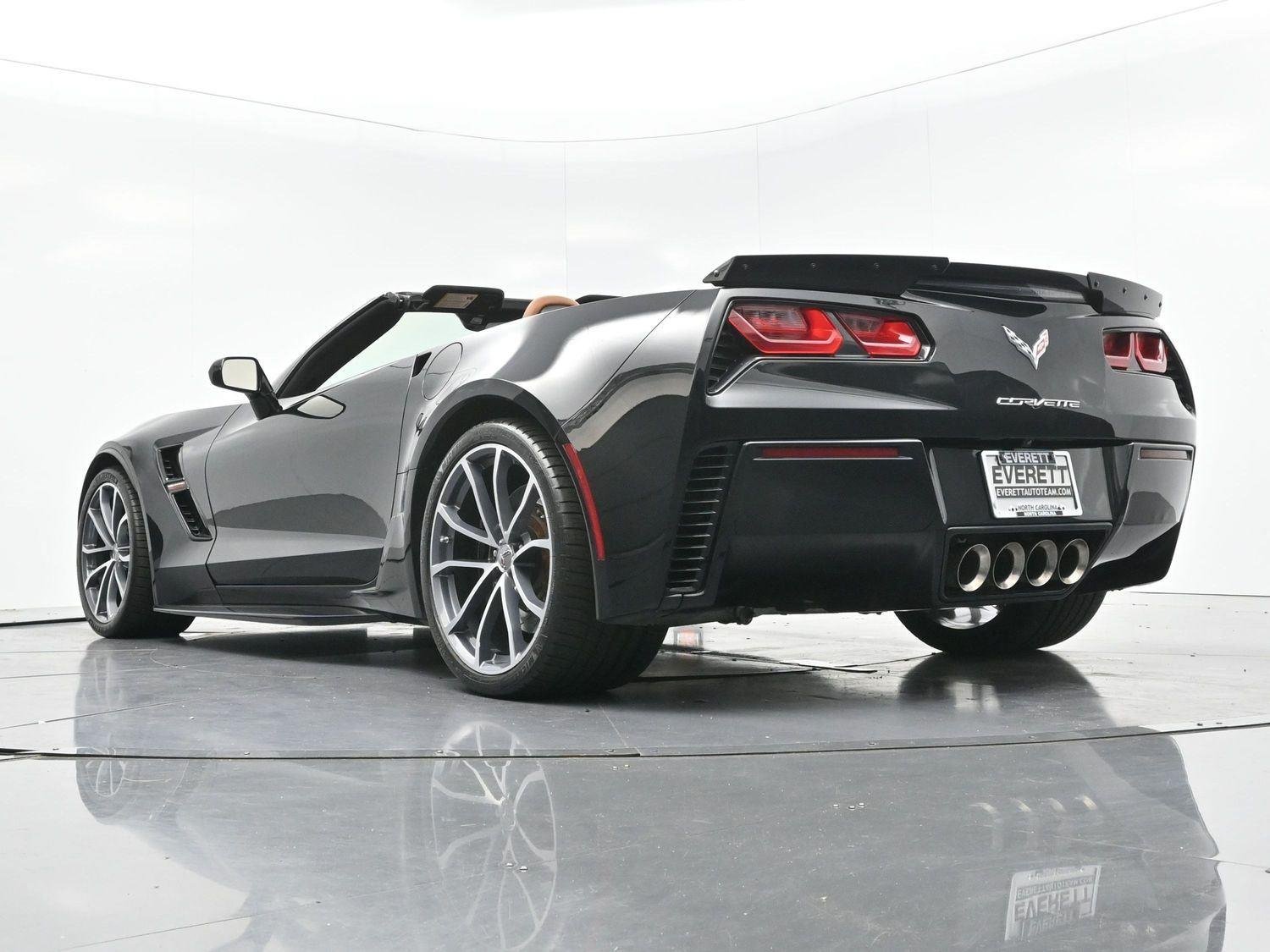Used 2019 BLACK Chevrolet Grand Sport 2LT image 43