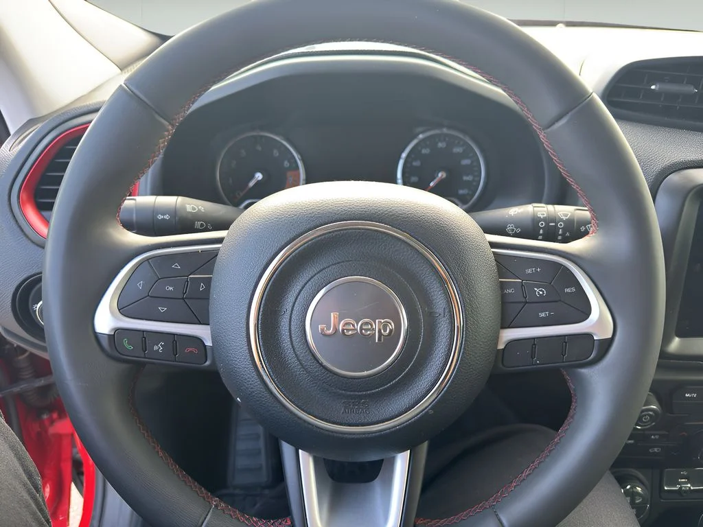 Used 2023 Colorado Red Clearcoat Jeep Trailhawk image 19