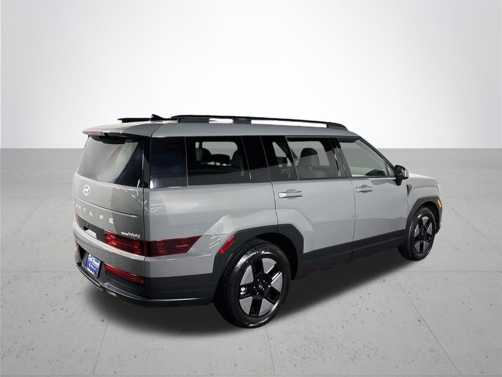 Used 2025 Gray Hyundai SEL image 6