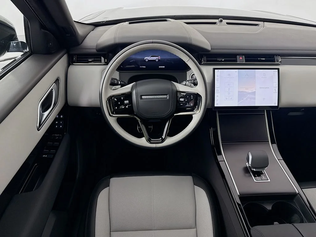New 2026  Land Rover Dynamic SE image 23
