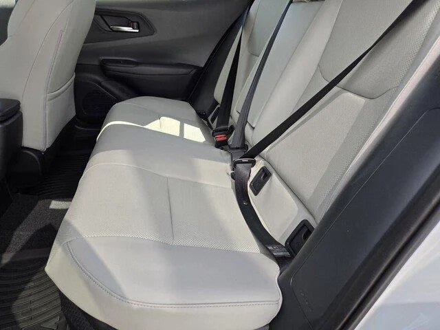 New 2027 Wind Chill Pearl Toyota XLE image 21