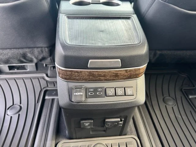 New 2026  Toyota Platinum image 19