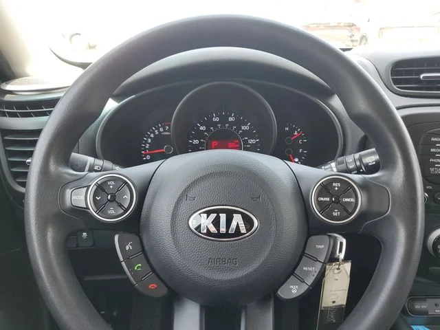 Used 2014 Gray Kia Base image 20