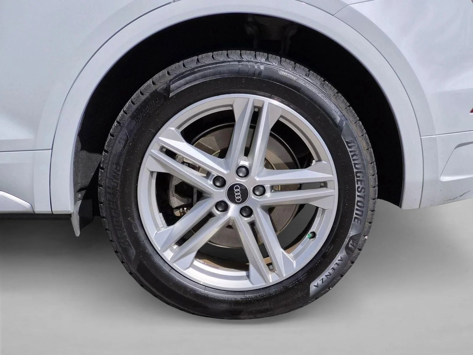Used 2021 Glacier White Meta Audi Premium Plus image 18