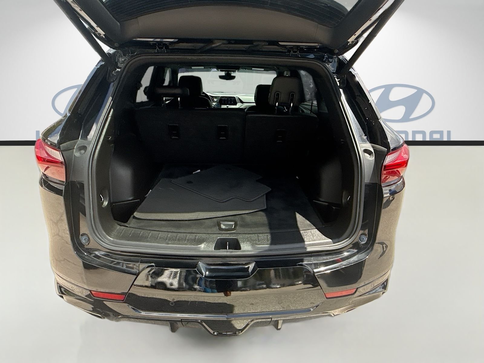 Used 2021 Black Chevrolet RS image 24