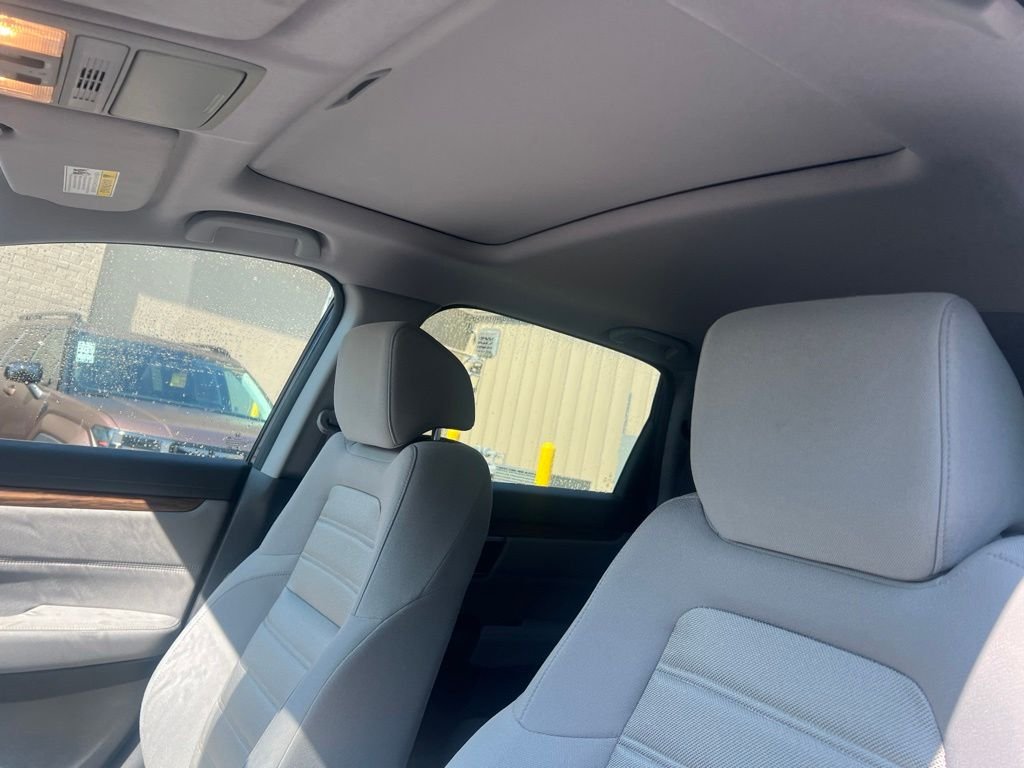 Used 2017  Honda EX image 10
