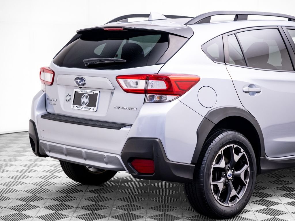 Used 2018 Ice Silver Metallic Subaru 2.0i Premium image 34