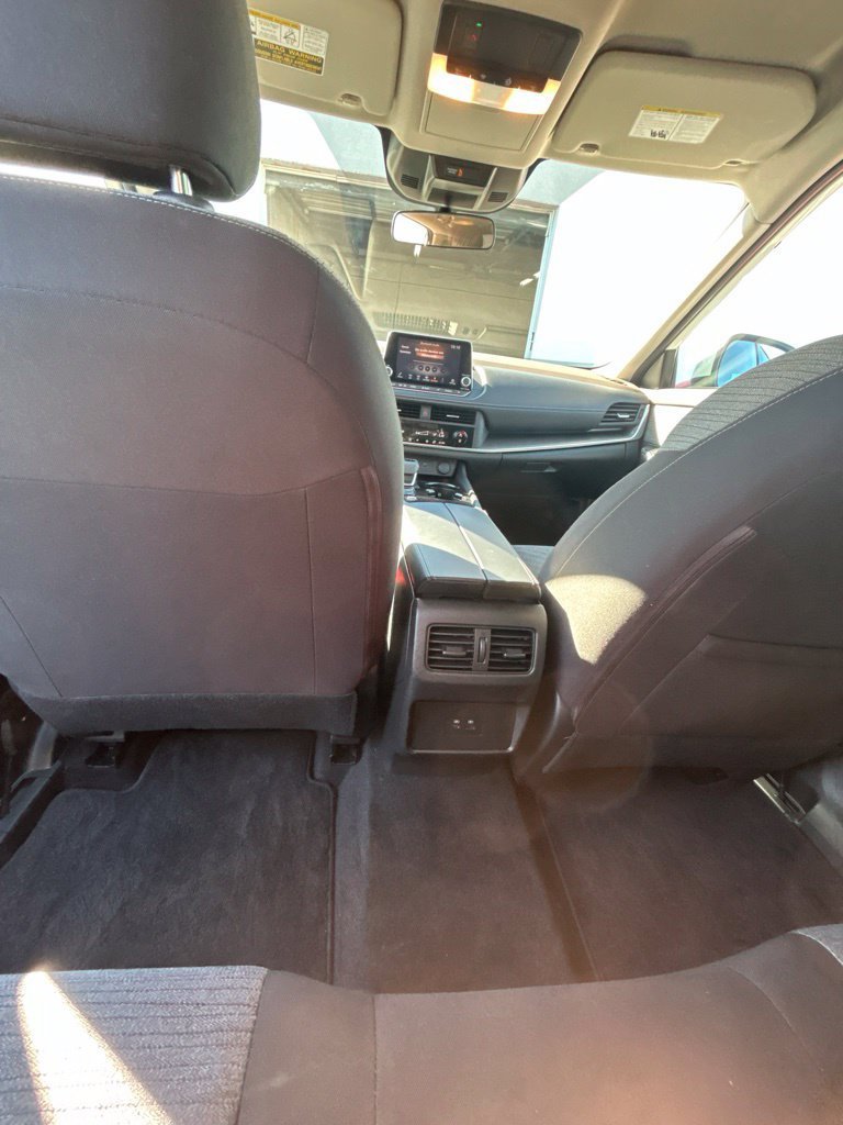 Used 2023 White Nissan SV image 18