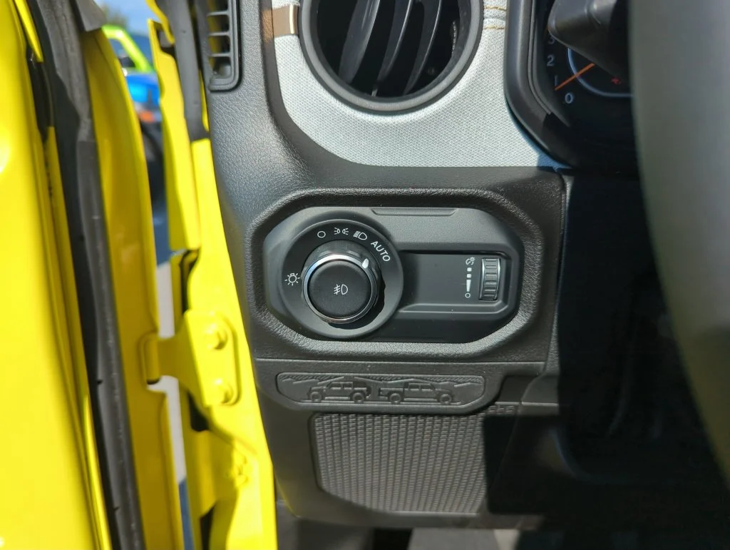 Used 2024 Yellow Jeep Sport S image 19