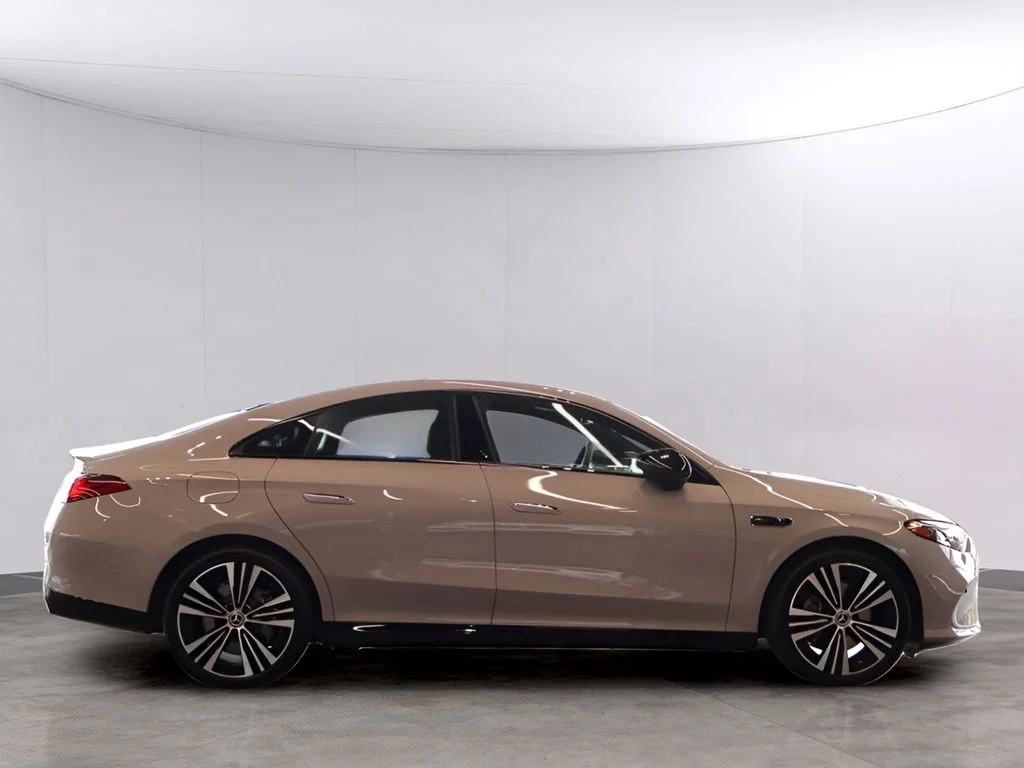 New 2027 MANUFAKTUR Alpine Grey Mercedes-Benz CLA 350 image 4