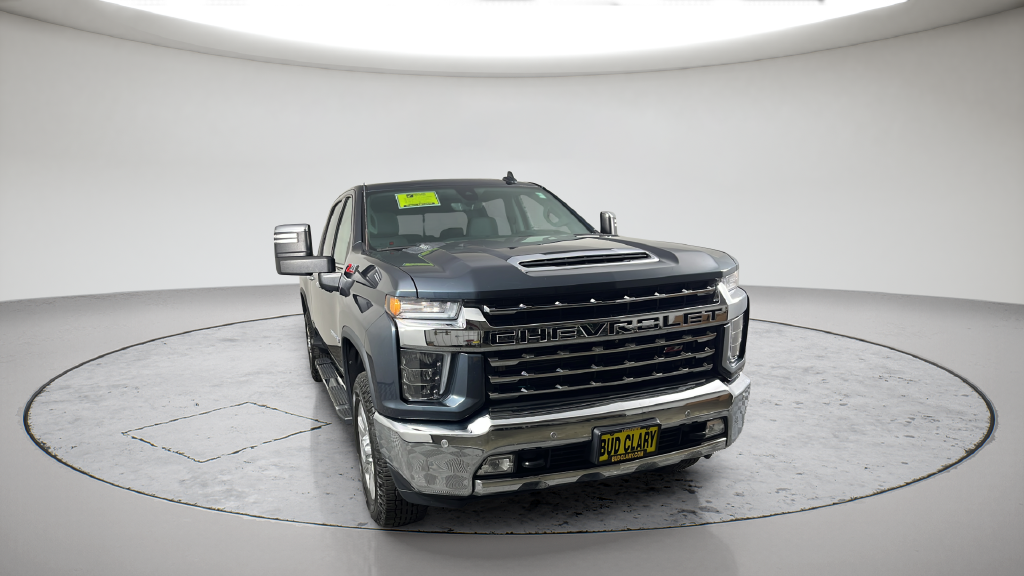 Used 2020 Shadow Gray Metallic Chevrolet LTZ image 4