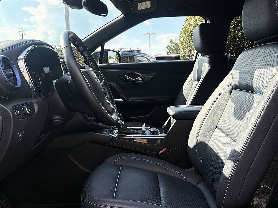 Used 2023 Black Chevrolet RS image 8