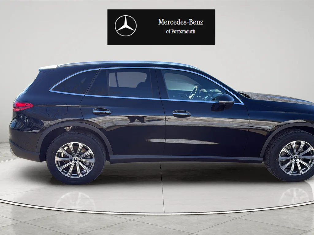 Certified Used 2026 Black Mercedes-Benz GLC 300 image 6
