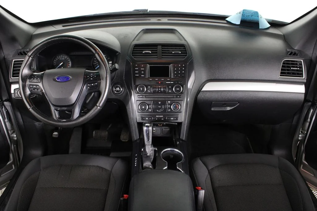 Used 2016 Ingot Silver Ford XLT image 26