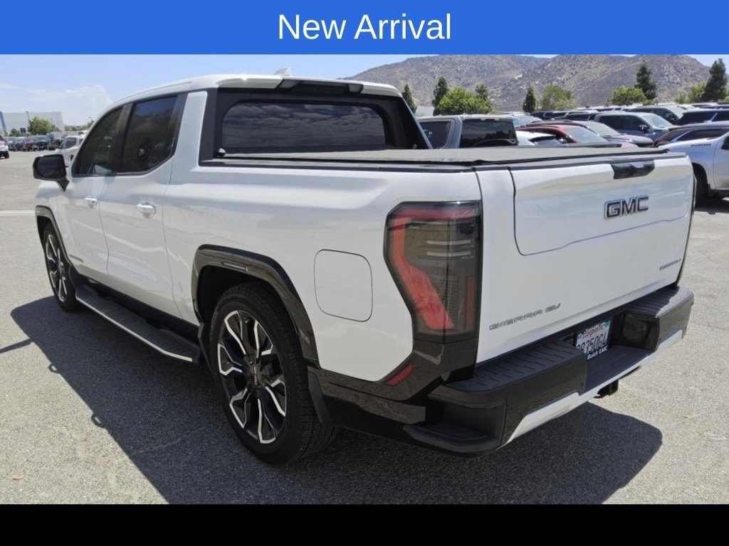 2025 GMC Sierra EV