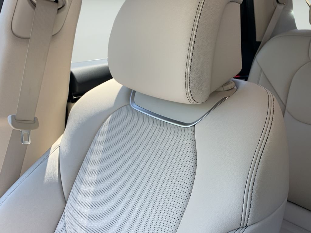 2026 GENESIS GV70 Standard - Photo 40