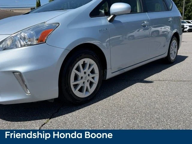 Used 2012 Blue Toyota Two image 9