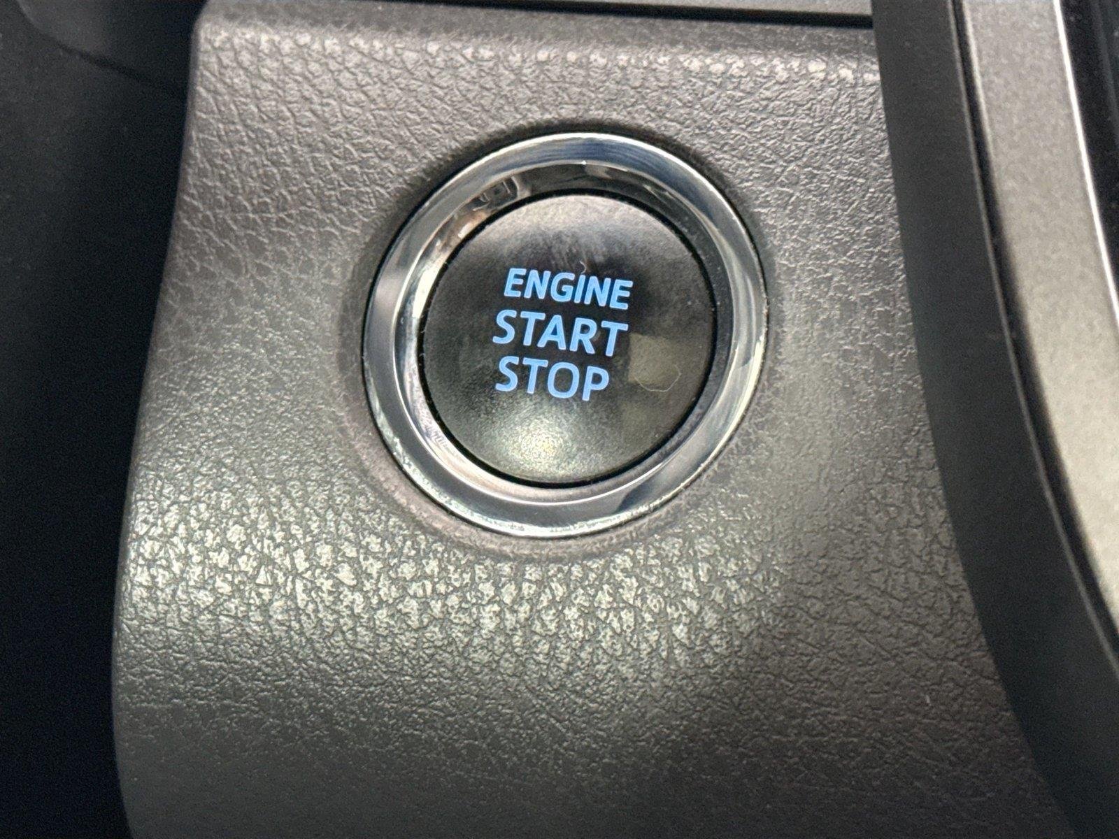 Used 2018 Predawn Gray Mica Toyota XLE image 21