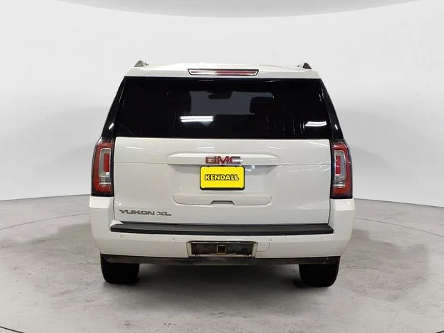 Used 2019 White GMC SLT image 4