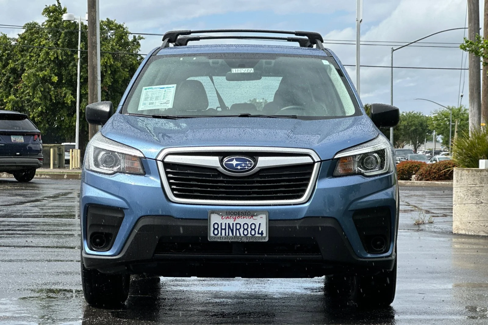 Used 2019 Horizon Blue Pearl Subaru Base image 9