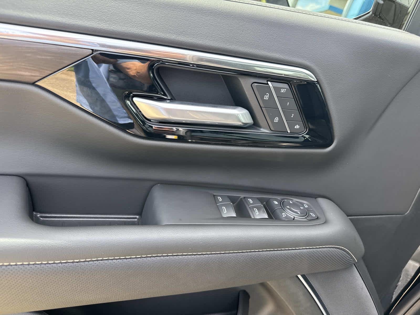 2026 Chevrolet Tahoe Premier - Photo 14