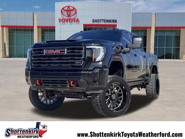 2025 GMC Sierra 2500HD AT4