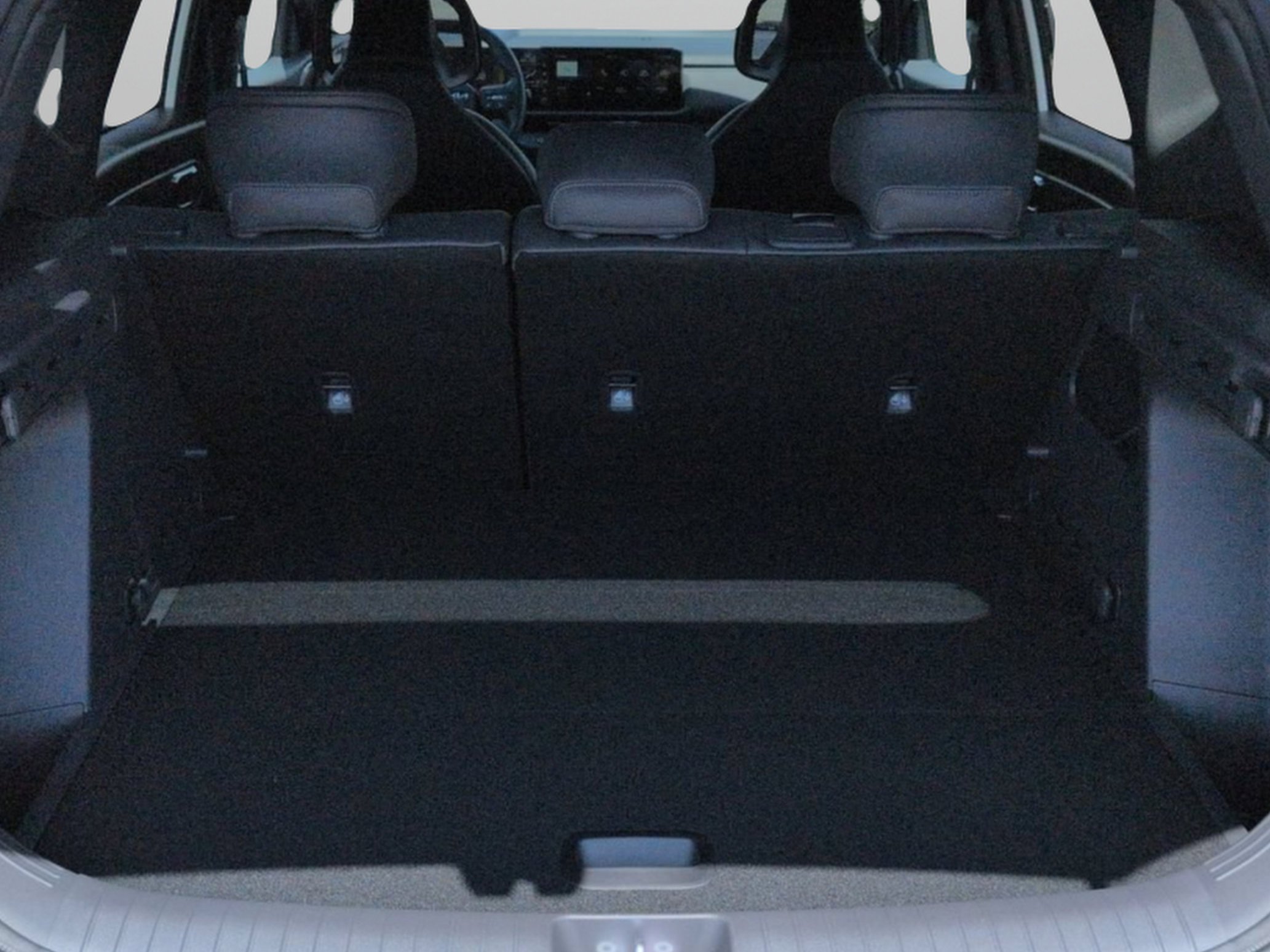 New 2027 Iceberg Green Kia X-Line S image 14
